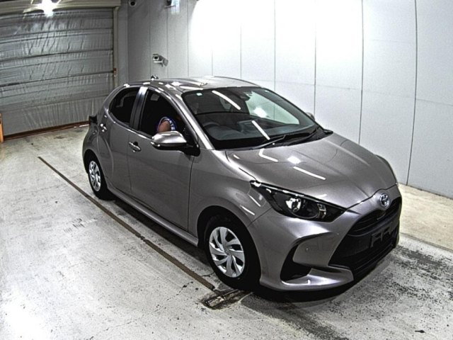 TOYOTA YARIS 2021