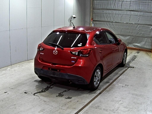 MAZDA DEMIO 2016