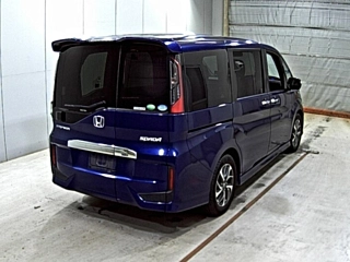 HONDA STEP WAGON 2015