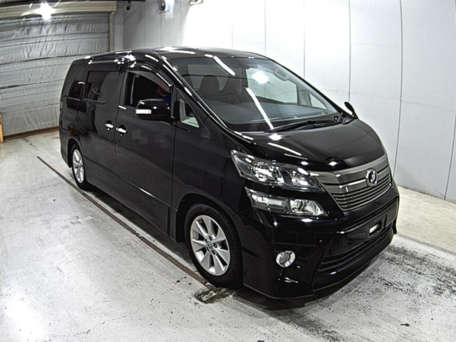 TOYOTA VELLFIRE 2014
