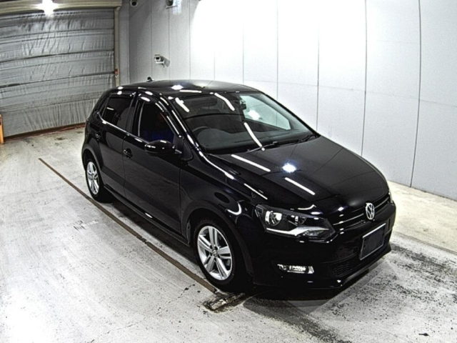VOLKSWAGEN POLO 2014