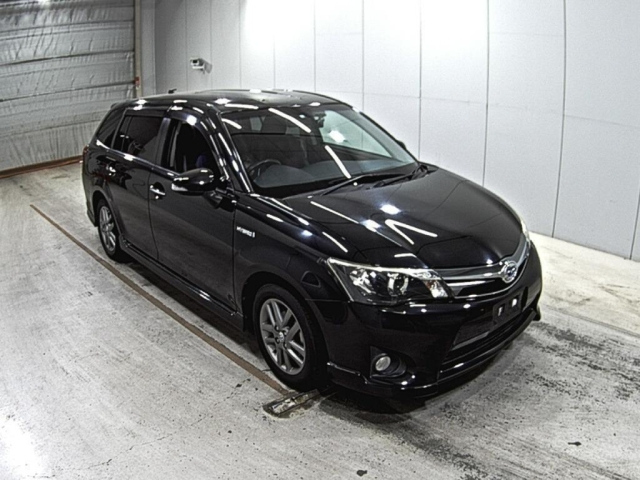 TOYOTA COROLLA FIELDER 2014