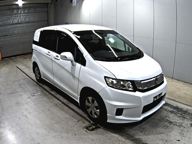 HONDA FREED 2014