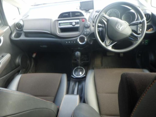 HONDA FIT SHUTTLE 2012