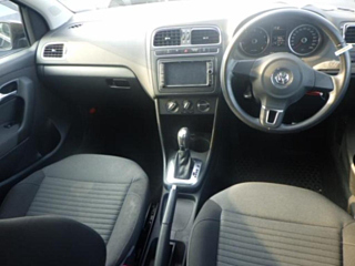 VOLKSWAGEN POLO 2014