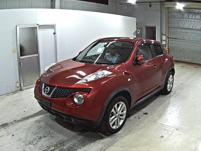 NISSAN JUKE 2012