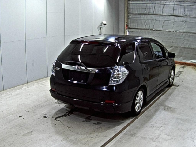 HONDA FIT SHUTTLE 2011