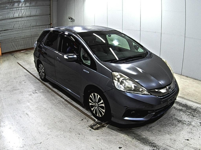 HONDA FIT SHUTTLE 2014