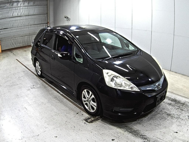 HONDA FIT SHUTTLE 2011