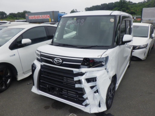 DAIHATSU TANTO 2023