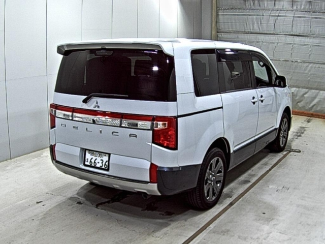MITSUBISHI DELICA D5 2022
