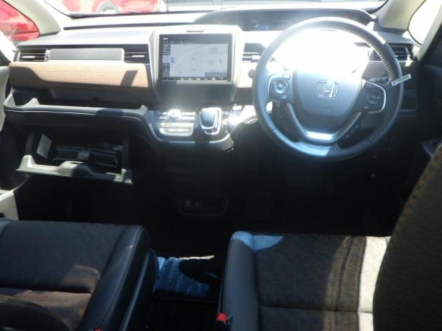 HONDA FREED 2020