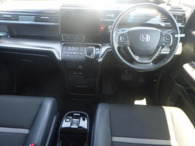 HONDA STEP WAGON 2021