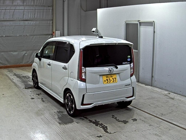 DAIHATSU MOVE 2015