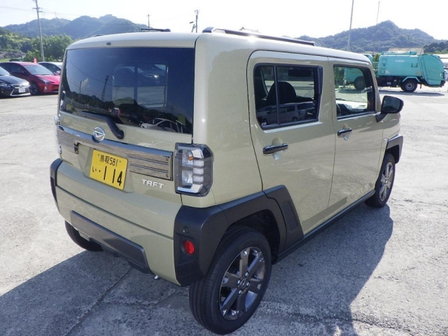 DAIHATSU TAFT 2024