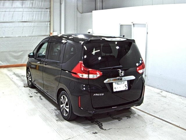 HONDA FREED 2019