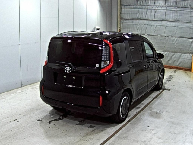 TOYOTA SIENTA 2023