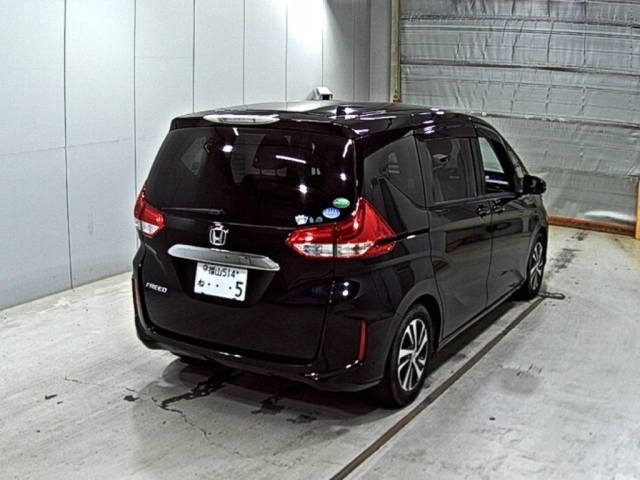 HONDA FREED 2019