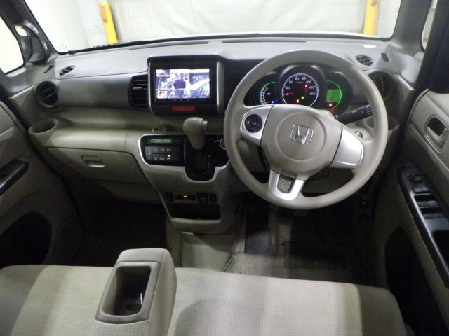 HONDA N BOX 2017