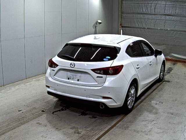 MAZDA AXELA 2019