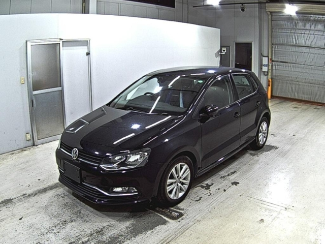 VOLKSWAGEN POLO 2016