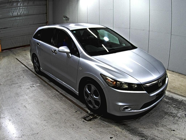 HONDA STREAM 2009