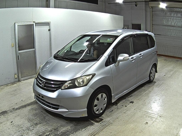 HONDA FREED 2008