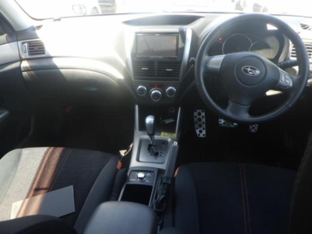 SUBARU FORESTER 2010