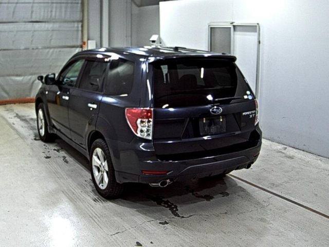 SUBARU FORESTER 2010