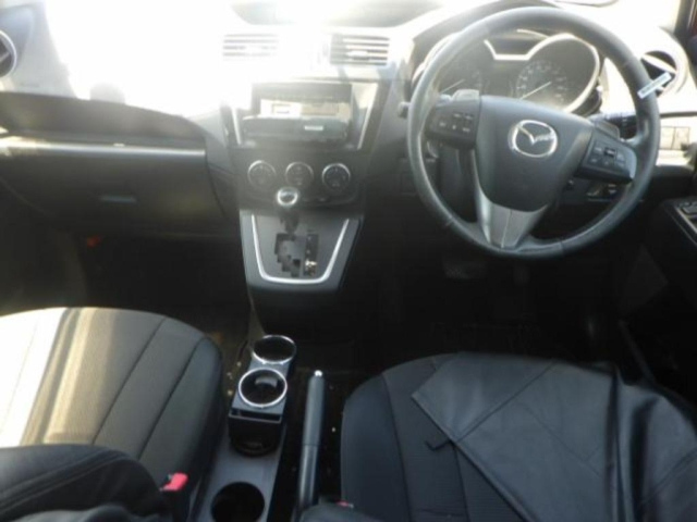 MAZDA PREMACY 2013