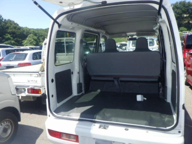 DAIHATSU HIJET VAN 2014