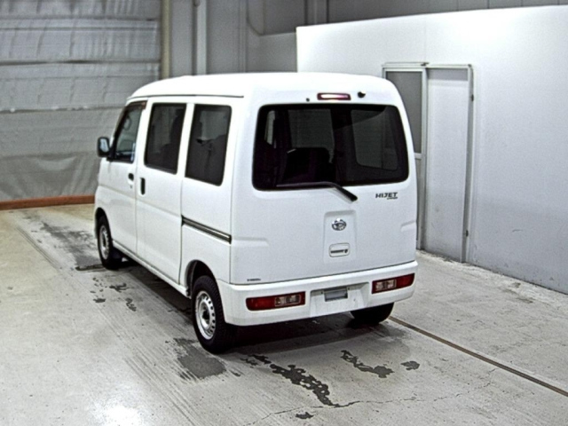 DAIHATSU HIJET VAN 2014