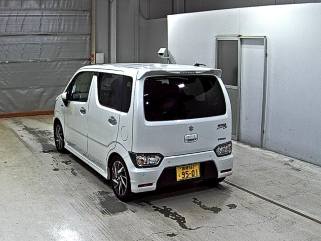 SUZUKI WAGON R 2024