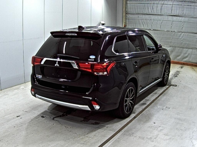 MITSUBISHI OUTLANDER PHEV 2017