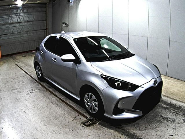 TOYOTA YARIS 2021