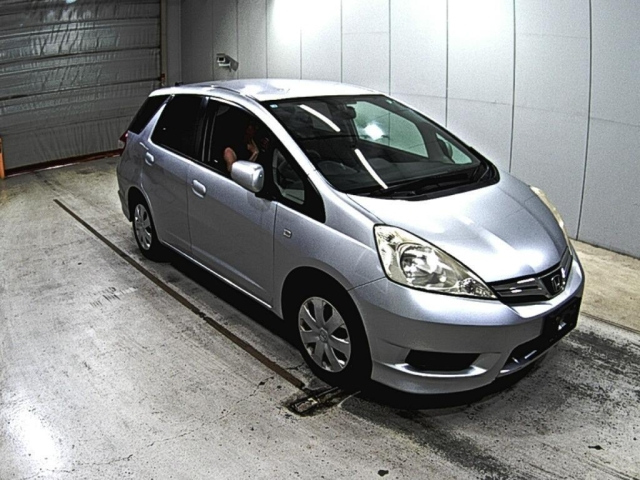 HONDA FIT SHUTTLE 2012