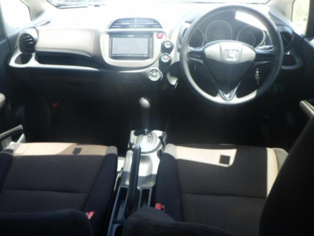 HONDA FIT SHUTTLE 2012