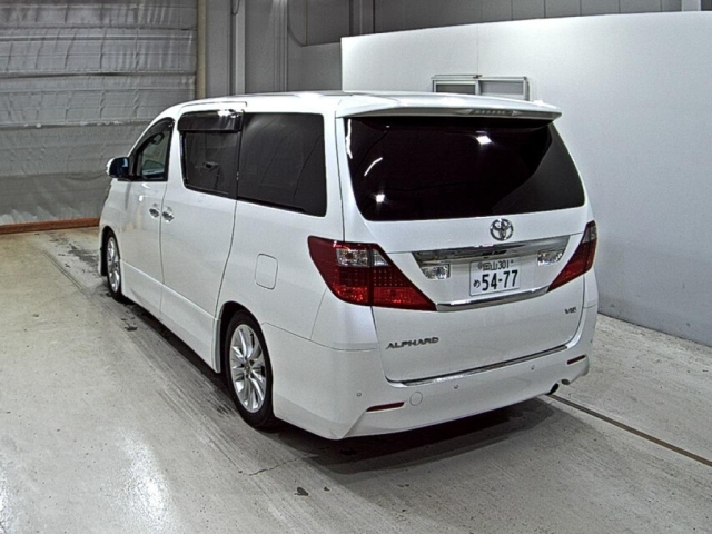 TOYOTA ALPHARD 2010