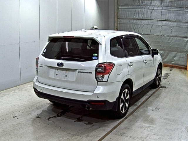 SUBARU FORESTER 2017
