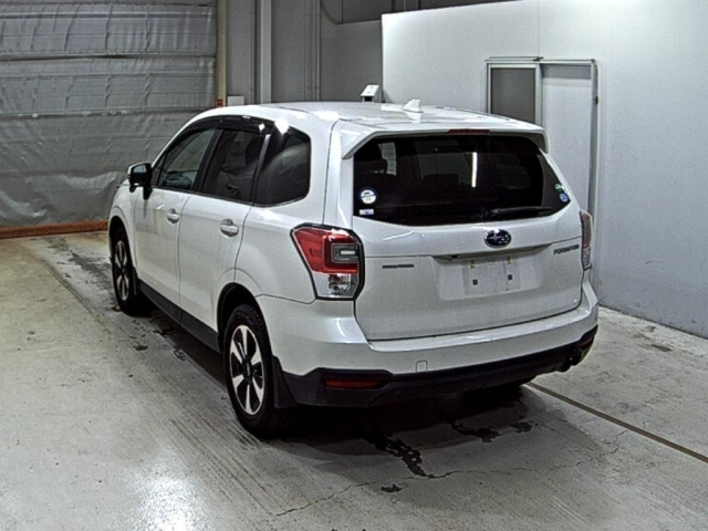 SUBARU FORESTER 2017