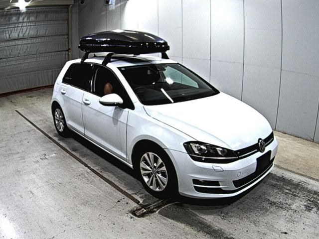 VOLKSWAGEN GOLF 2016