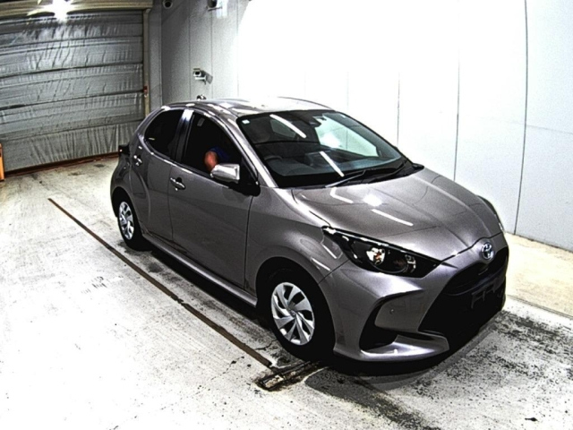TOYOTA YARIS 2021