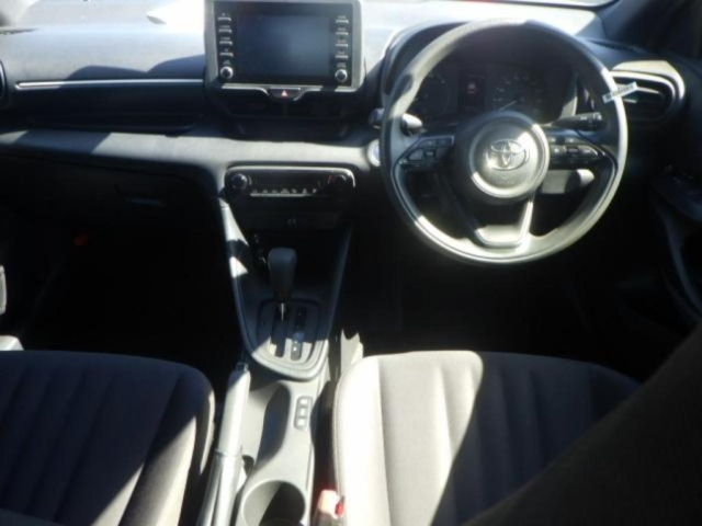 TOYOTA YARIS 2021