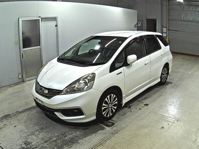 HONDA FIT SHUTTLE 2014
