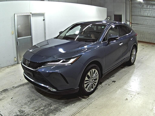 TOYOTA HARRIER 2022