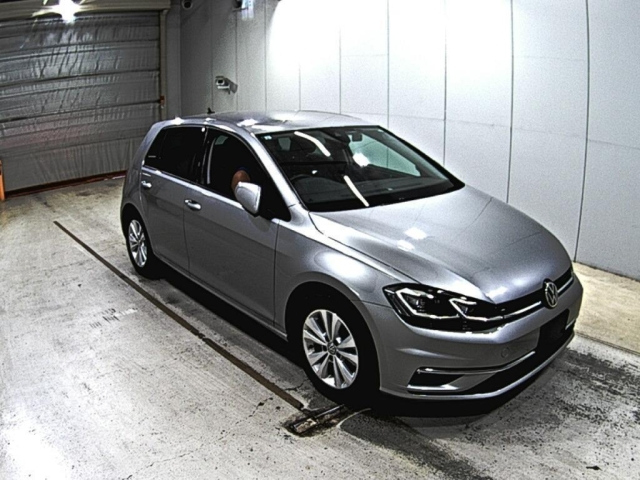 VOLKSWAGEN GOLF 2017