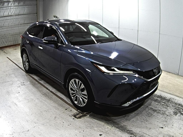 TOYOTA HARRIER 2022