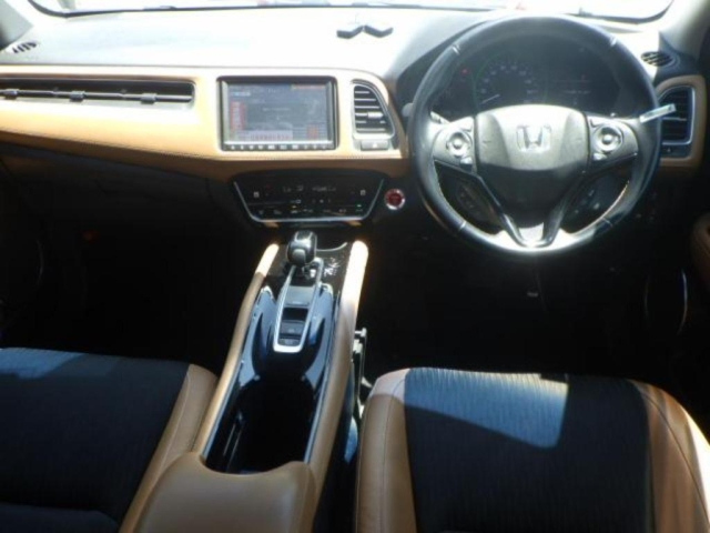 HONDA VEZEL 2020