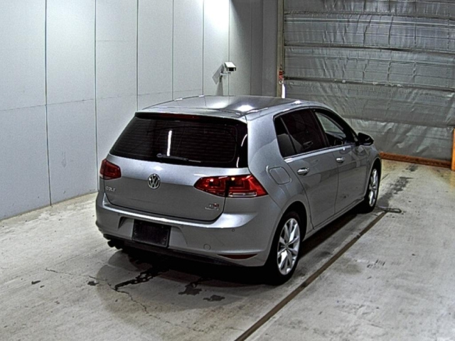 VOLKSWAGEN GOLF 2013