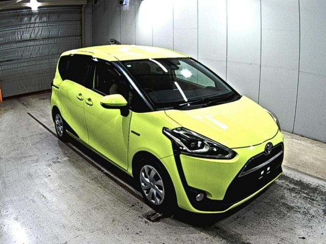 TOYOTA SIENTA 2016